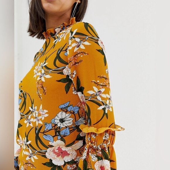 EUC AX Paris Long Sleeve Floral Blouse - Picture 3 of 4